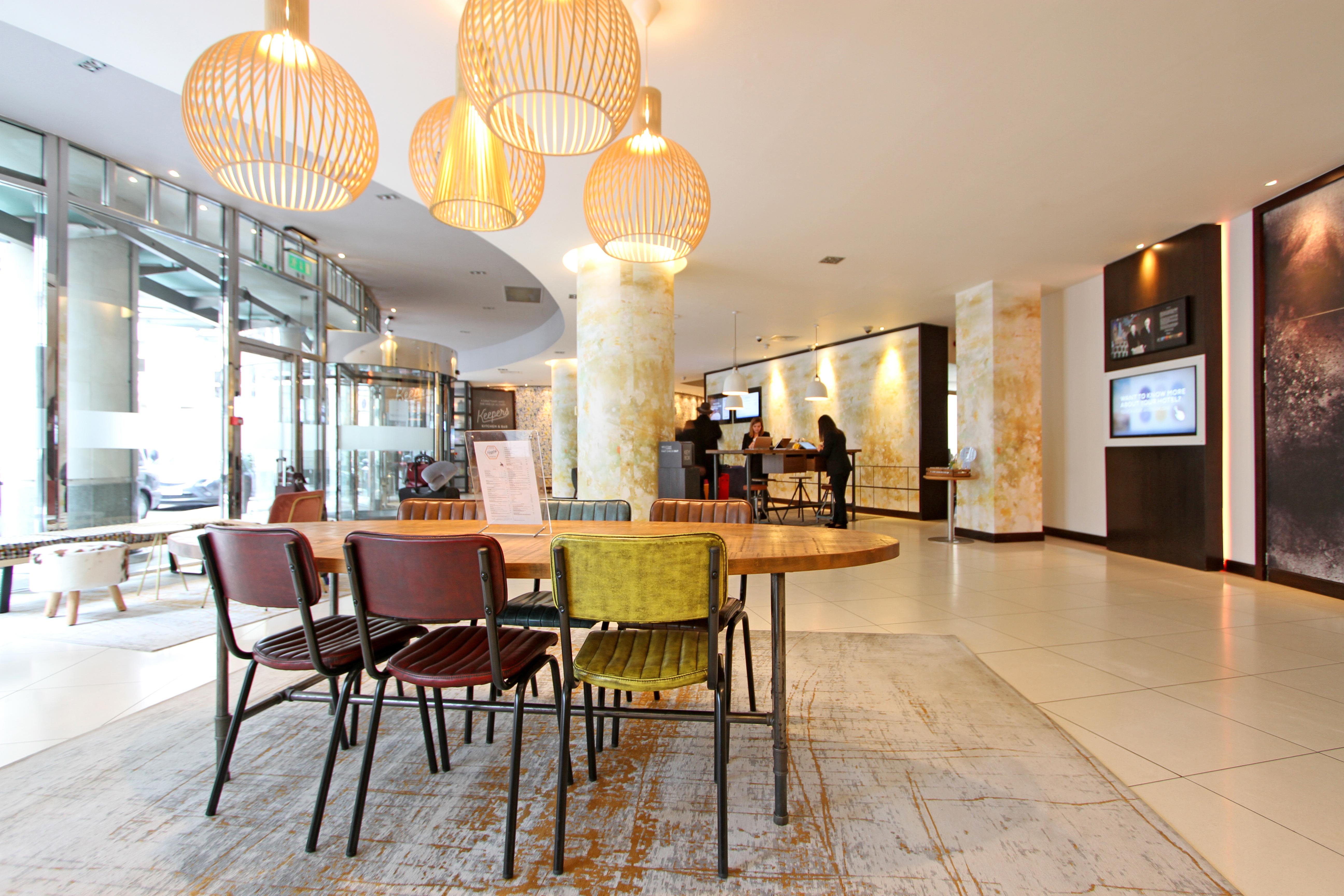 Novotel London Tower Bridge Esterno foto
