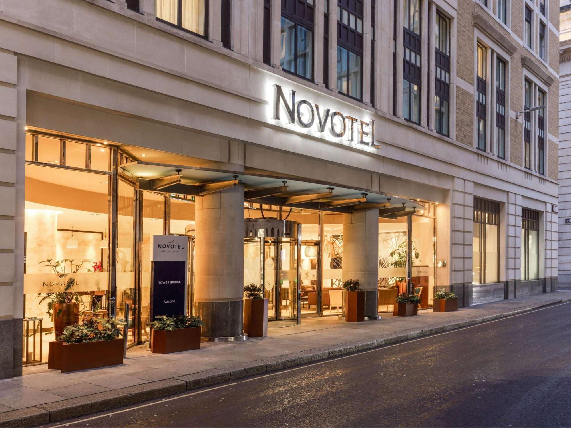 Novotel London Tower Bridge Esterno foto
