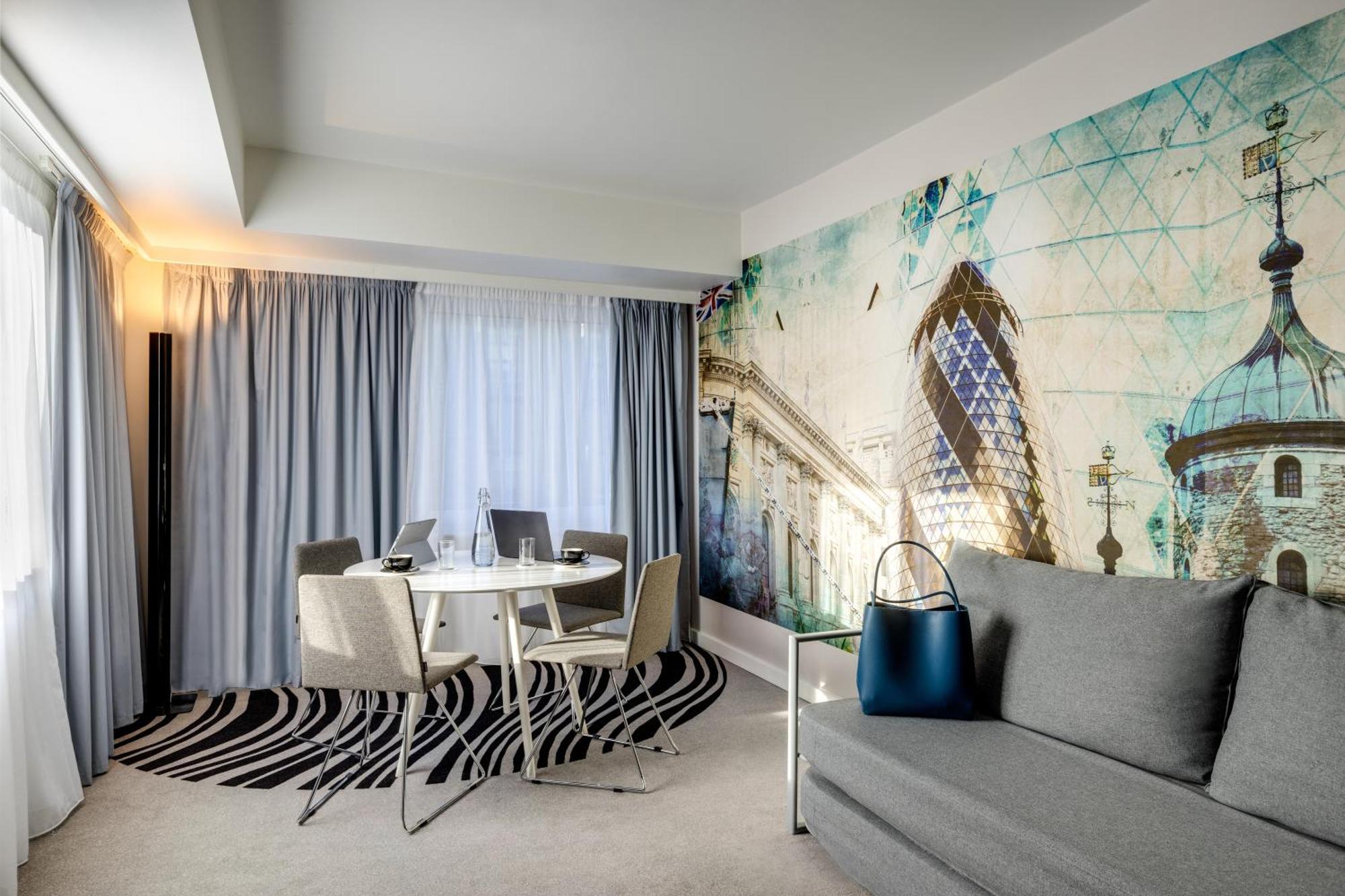 Novotel London Tower Bridge Esterno foto
