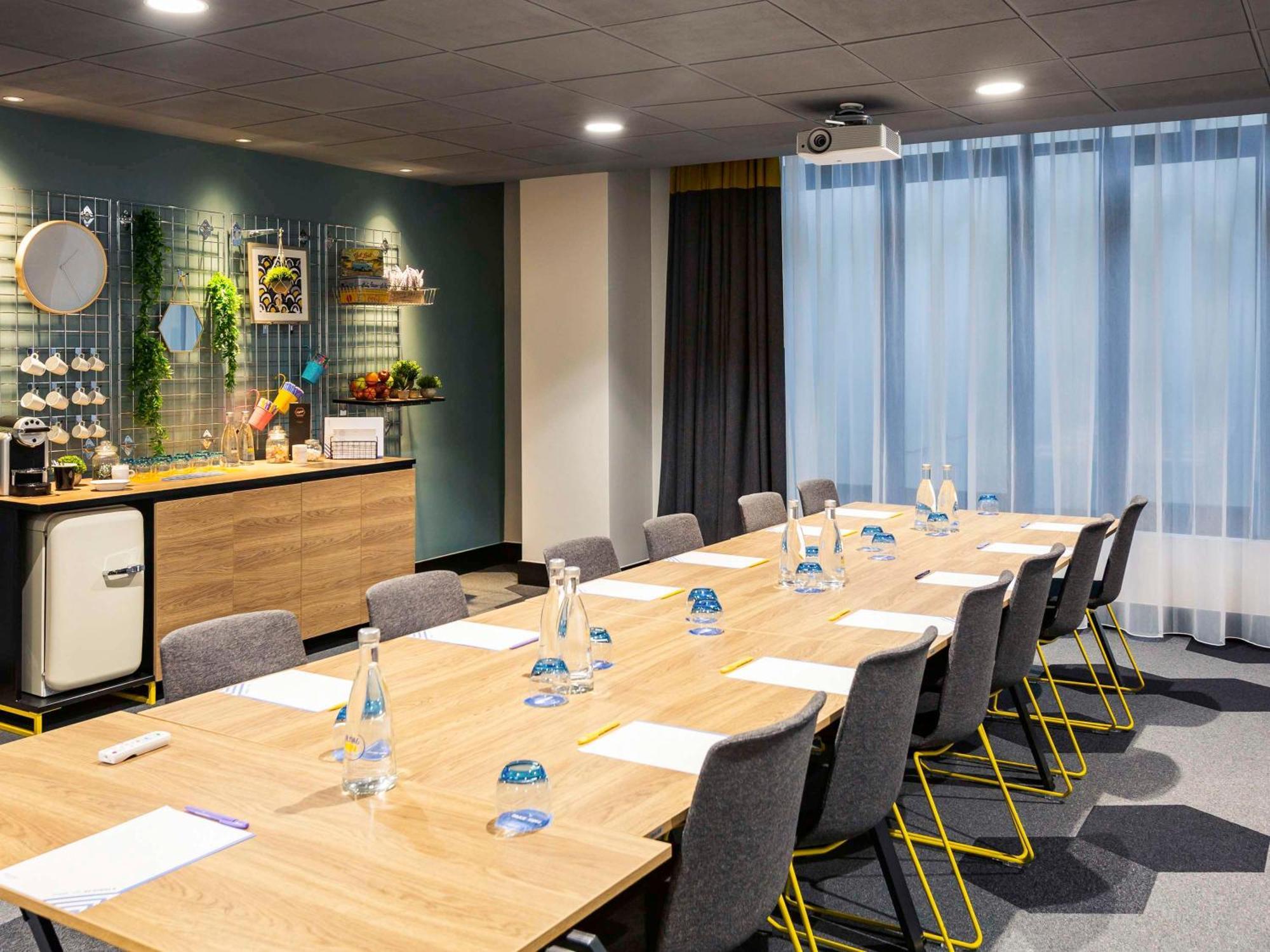 Novotel London Tower Bridge Esterno foto