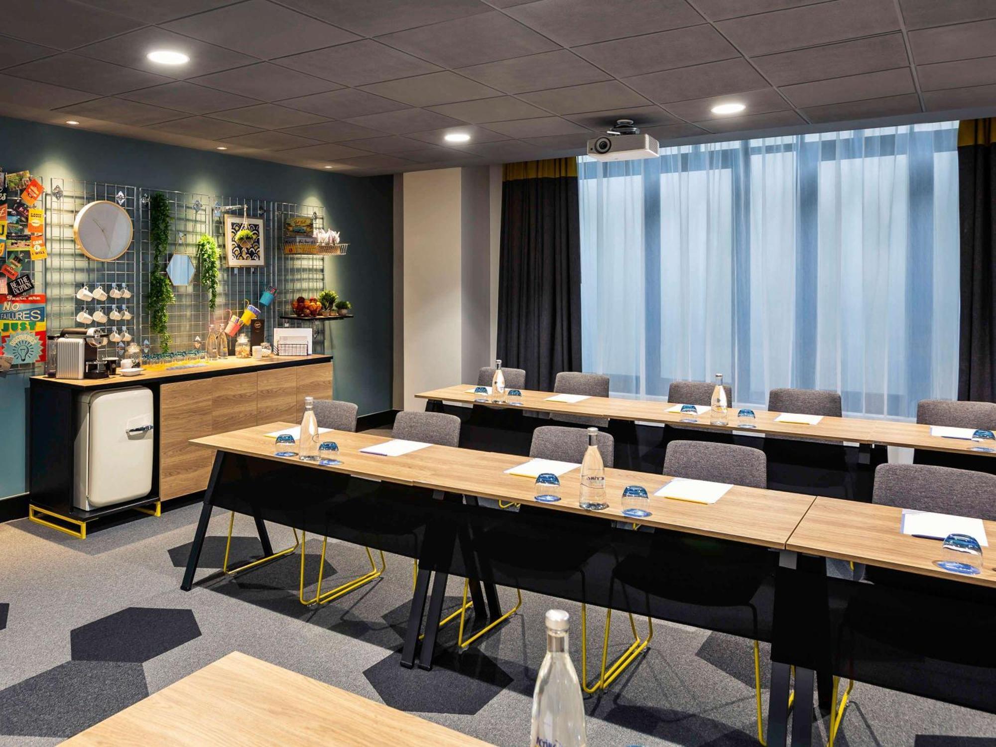 Novotel London Tower Bridge Esterno foto