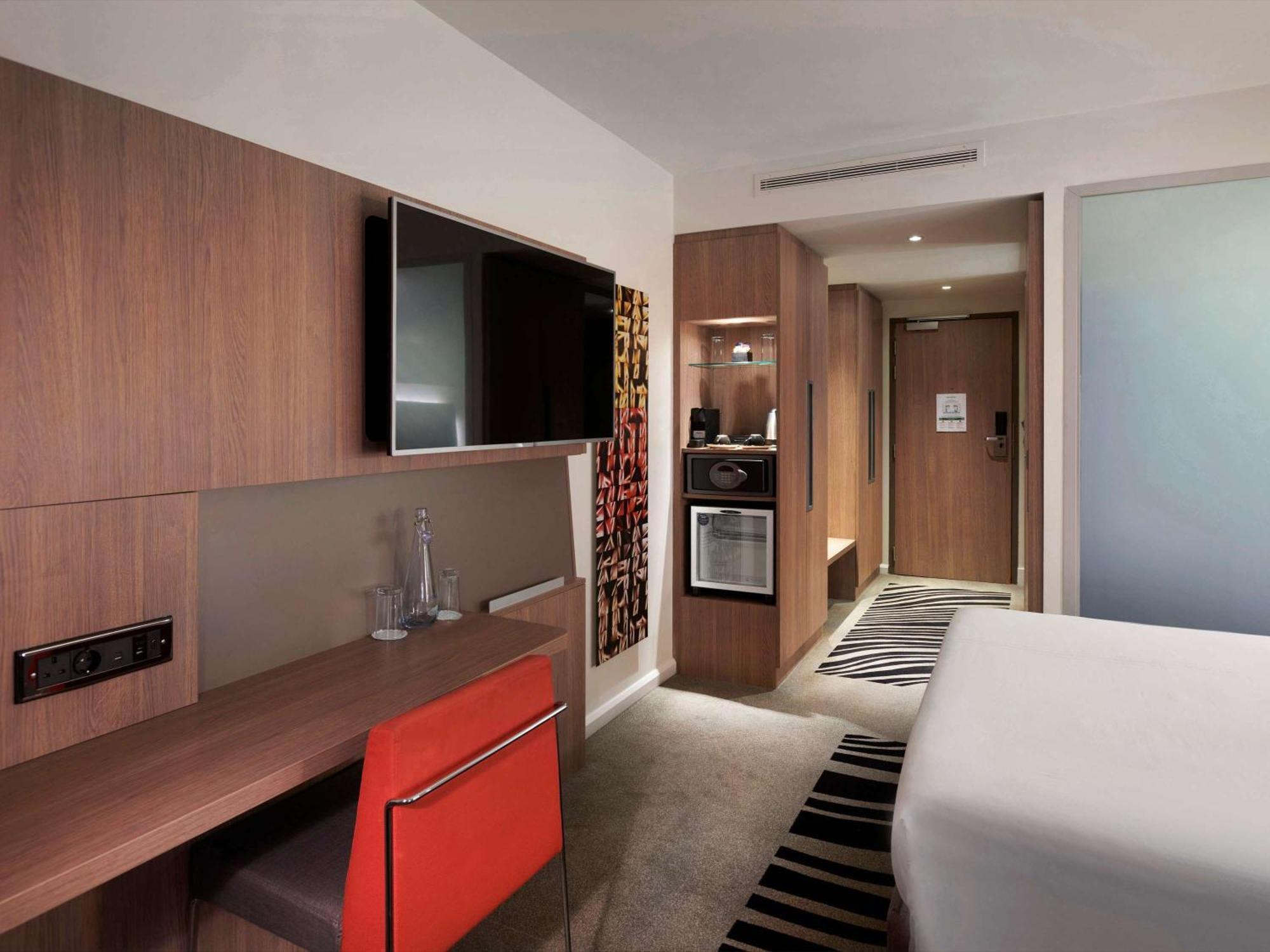 Novotel London Tower Bridge Esterno foto