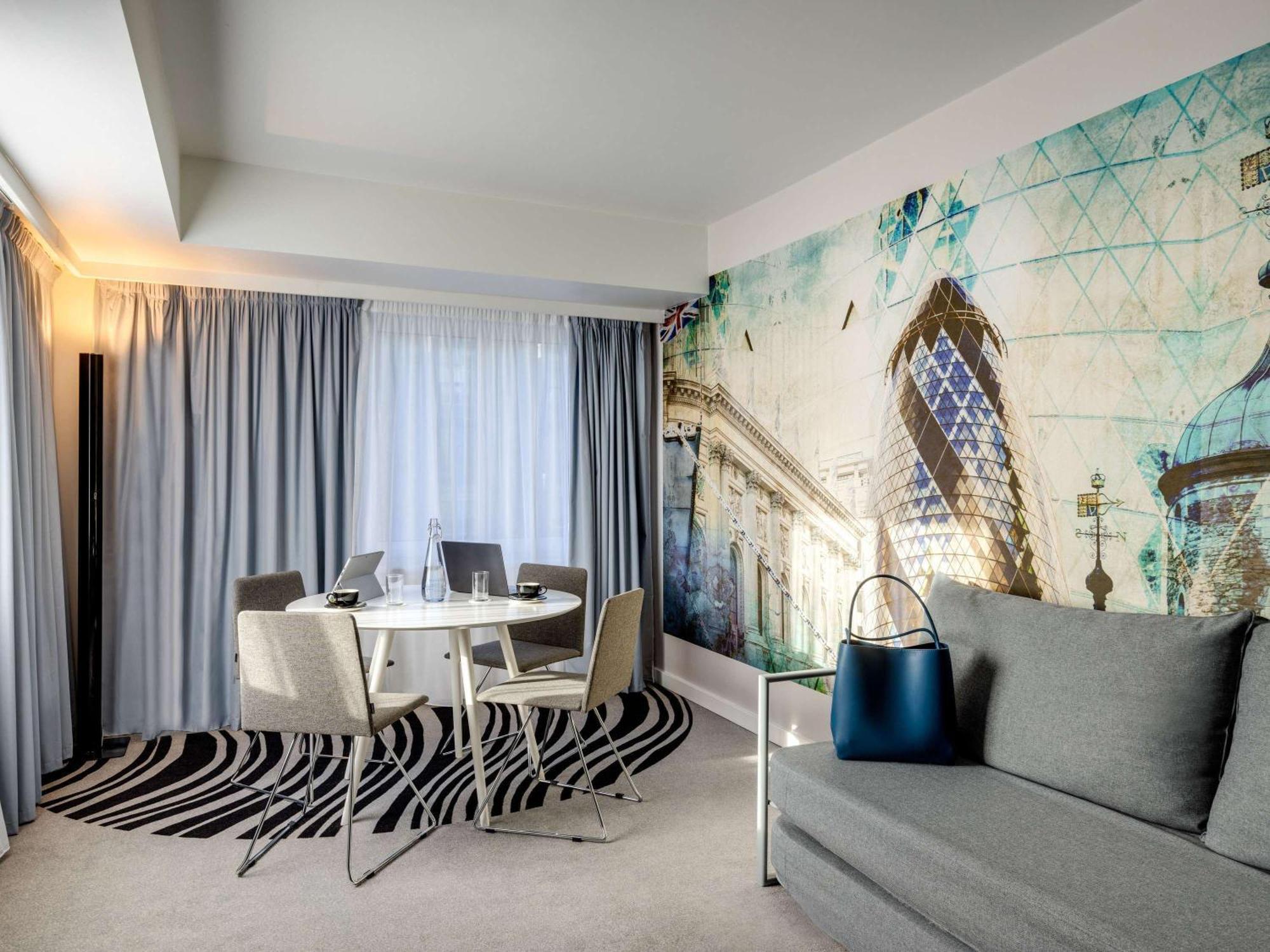 Novotel London Tower Bridge Esterno foto