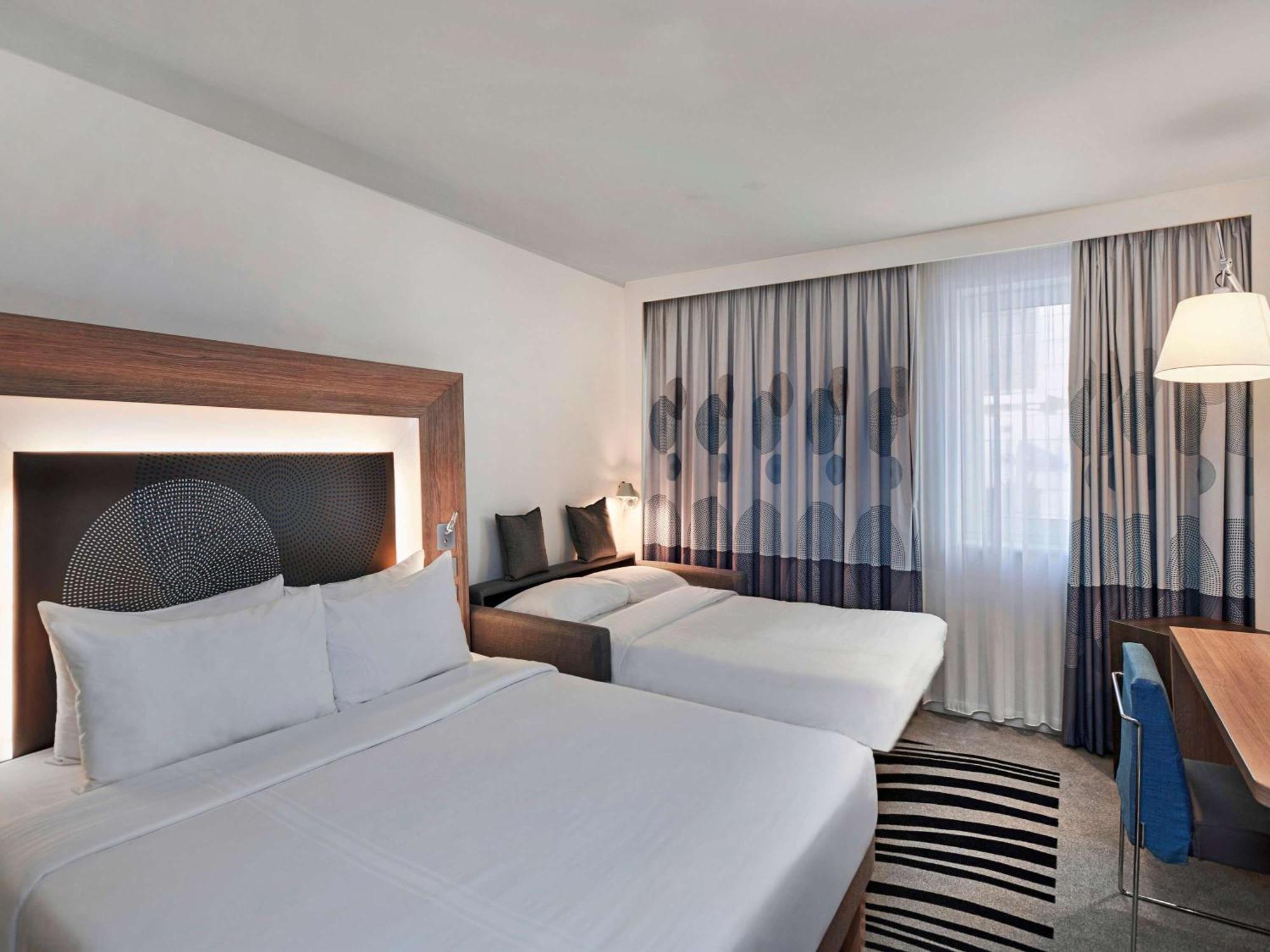 Novotel London Tower Bridge Esterno foto